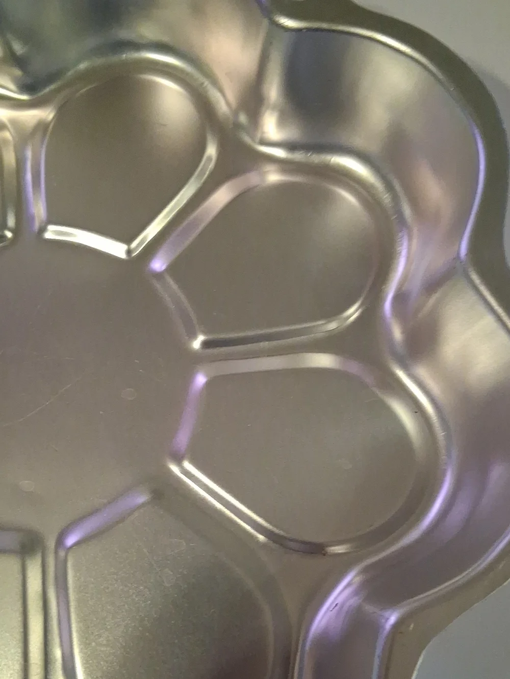 Wilton 1998 Flower Cake Pan